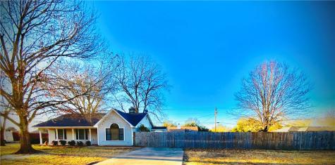 309 Allison Avenue Groesbeck TX 76642