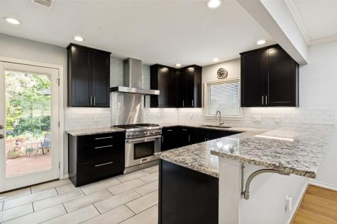 6606 Yosemite Lane Dallas TX 75214