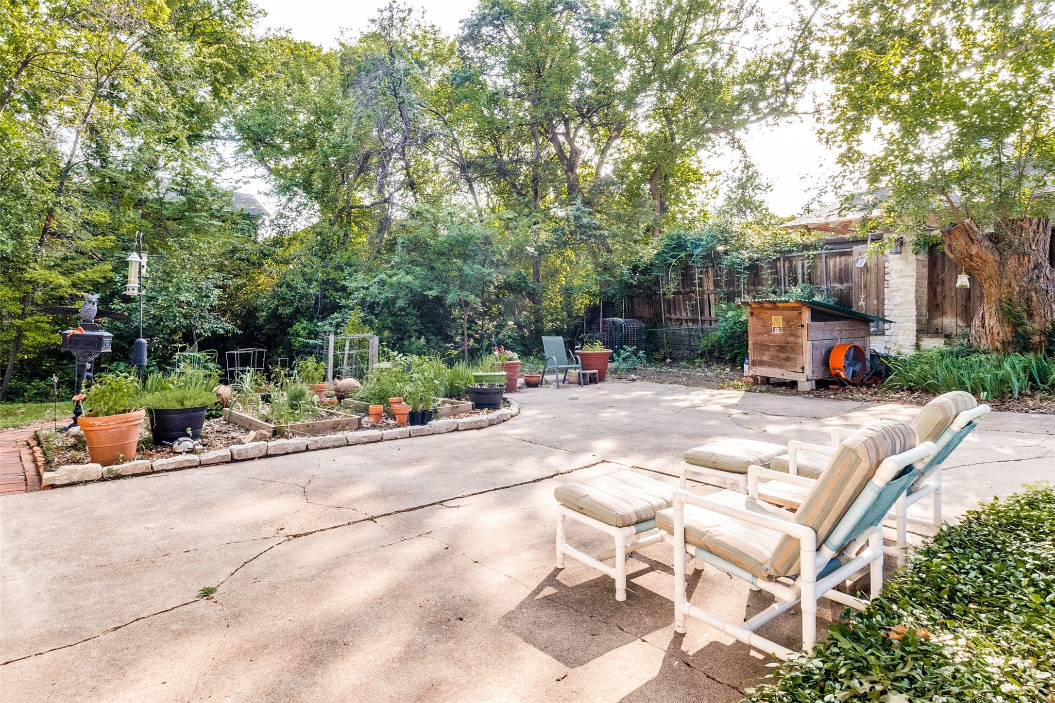6606 Yosemite Lane Dallas TX 75214