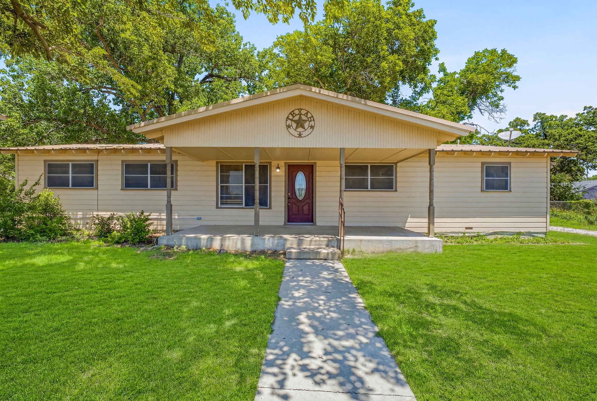 1571 W Ash Street Stephenville TX 76401