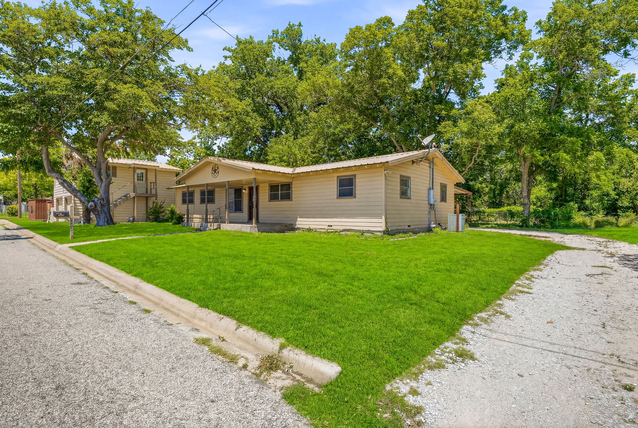 1571 W Ash Street Stephenville TX 76401