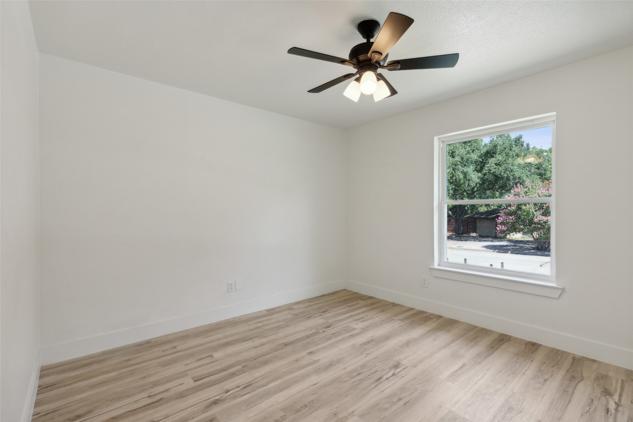 2824 Reedcroft Drive Farmers Branch TX 75234