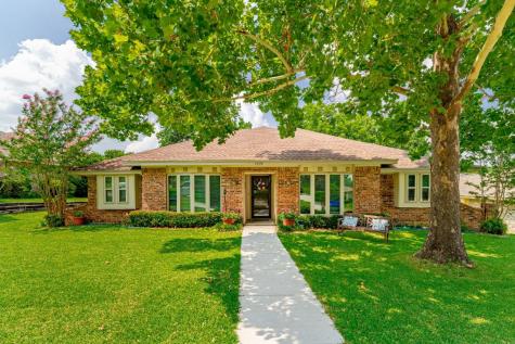 1206 Danish Drive Grand Prairie TX 75050