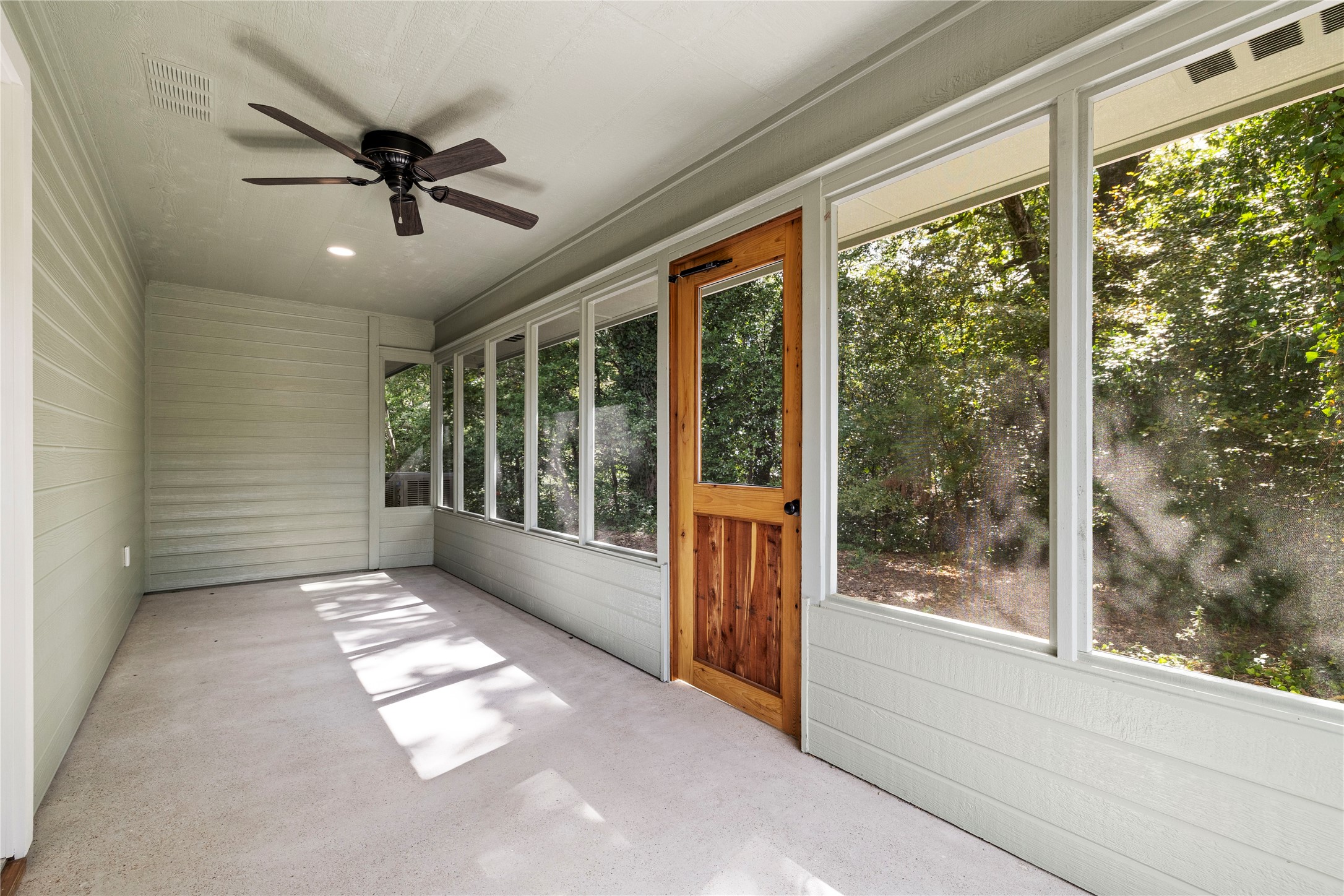 5580 County Road 3704 Athens TX 75752