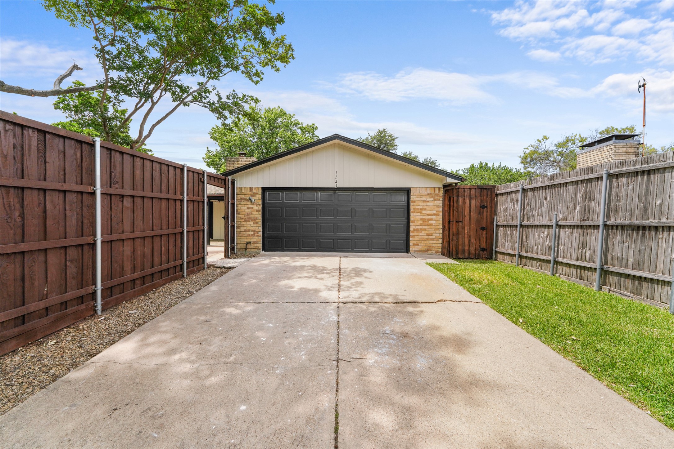 4224 Crestover Drive Mesquite TX 75150