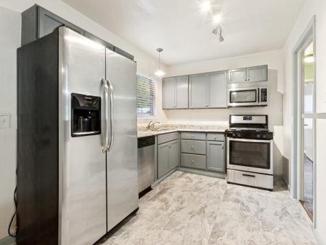 3319 Mayhew Drive Dallas TX 75228