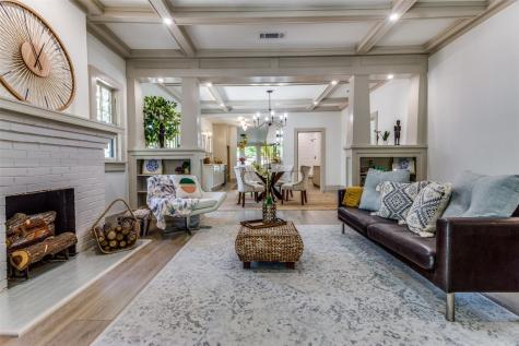 2109 Fairmount Avenue Fort Worth TX 76110