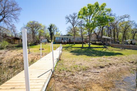 9520 Heron Drive Fort Worth TX 76108