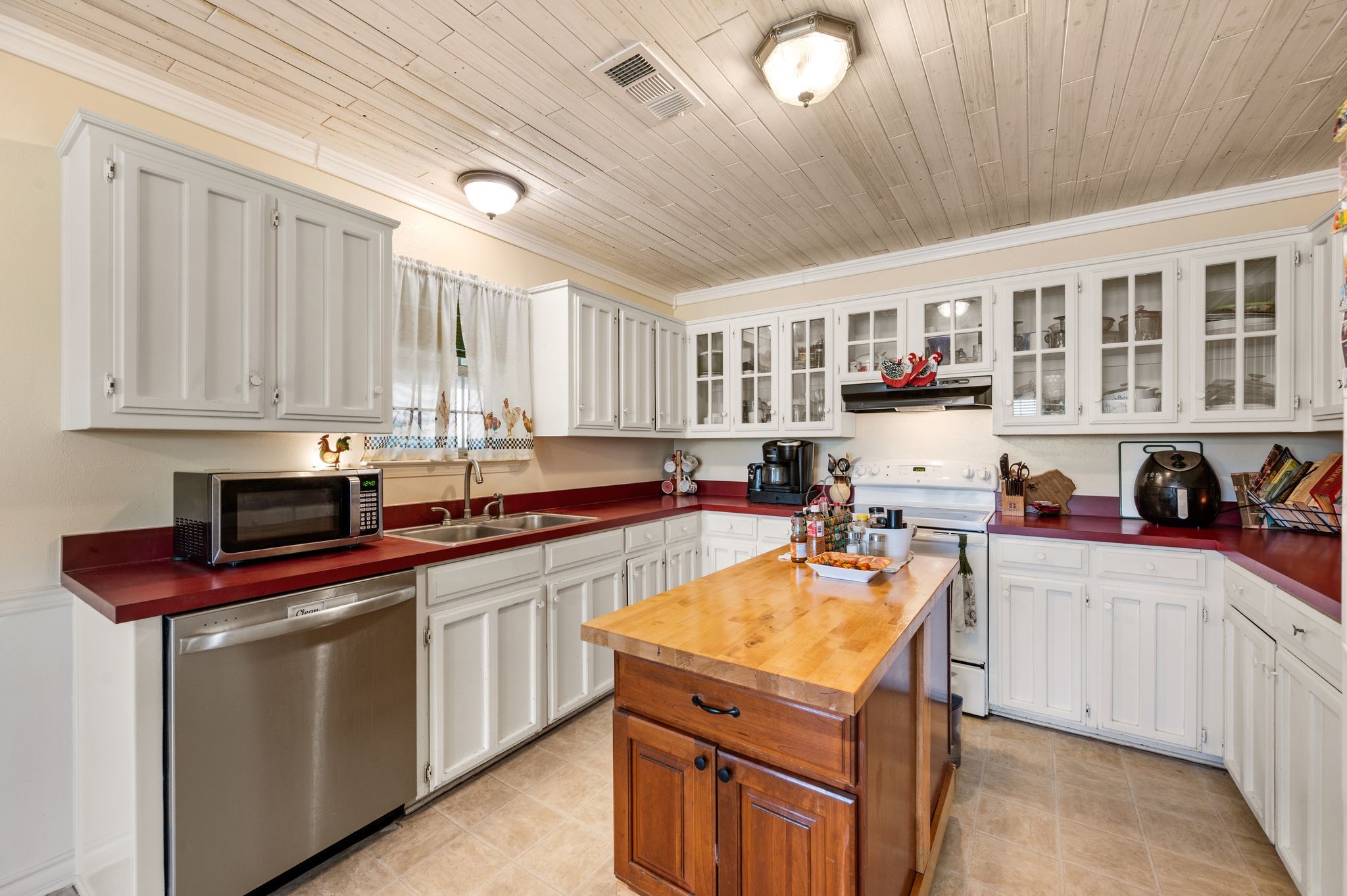 266 Old Chisholm Trail Rhome TX 76078