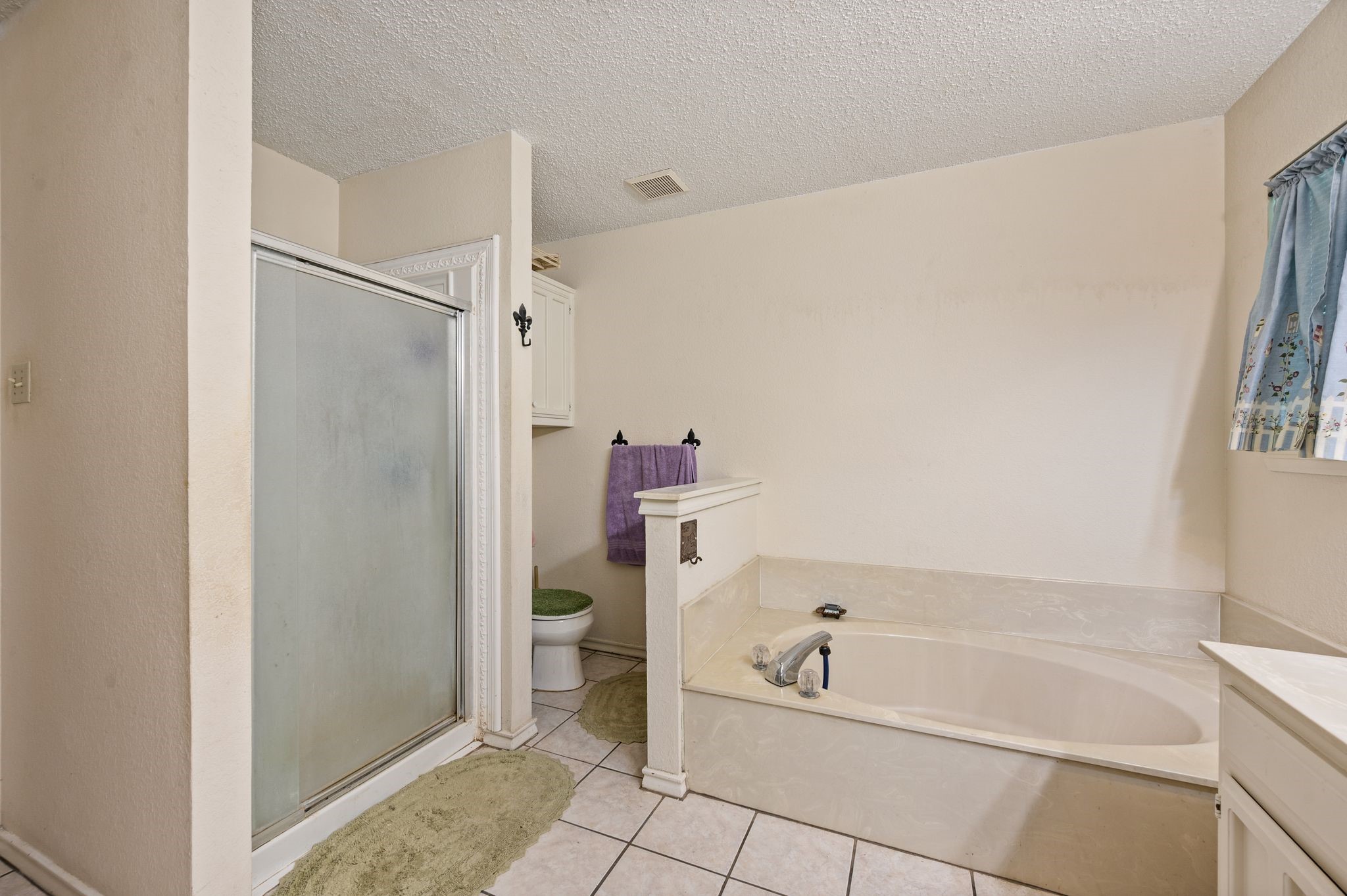 266 Old Chisholm Trail Rhome TX 76078
