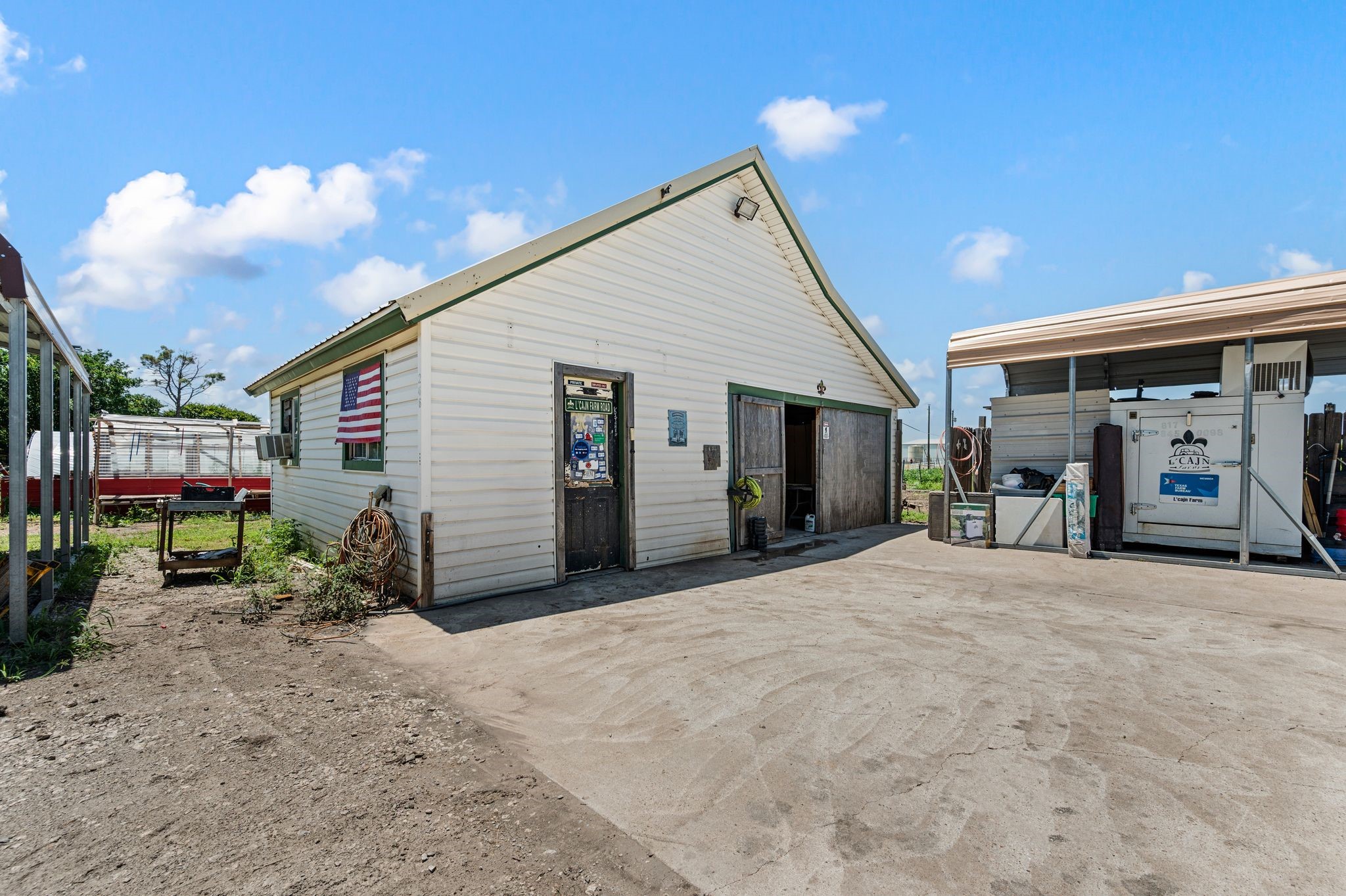 266 Old Chisholm Trail Rhome TX 76078