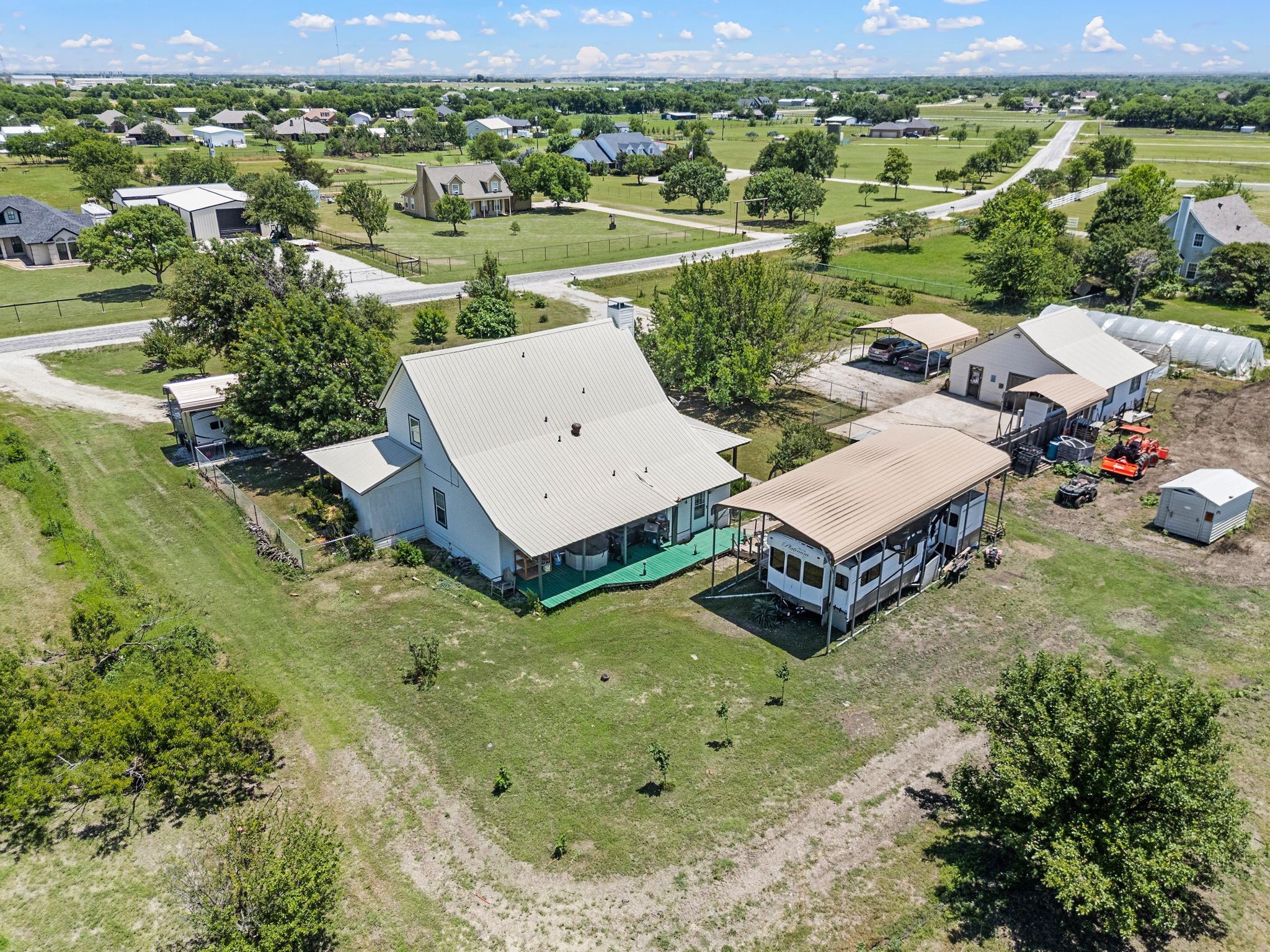 266 Old Chisholm Trail Rhome TX 76078