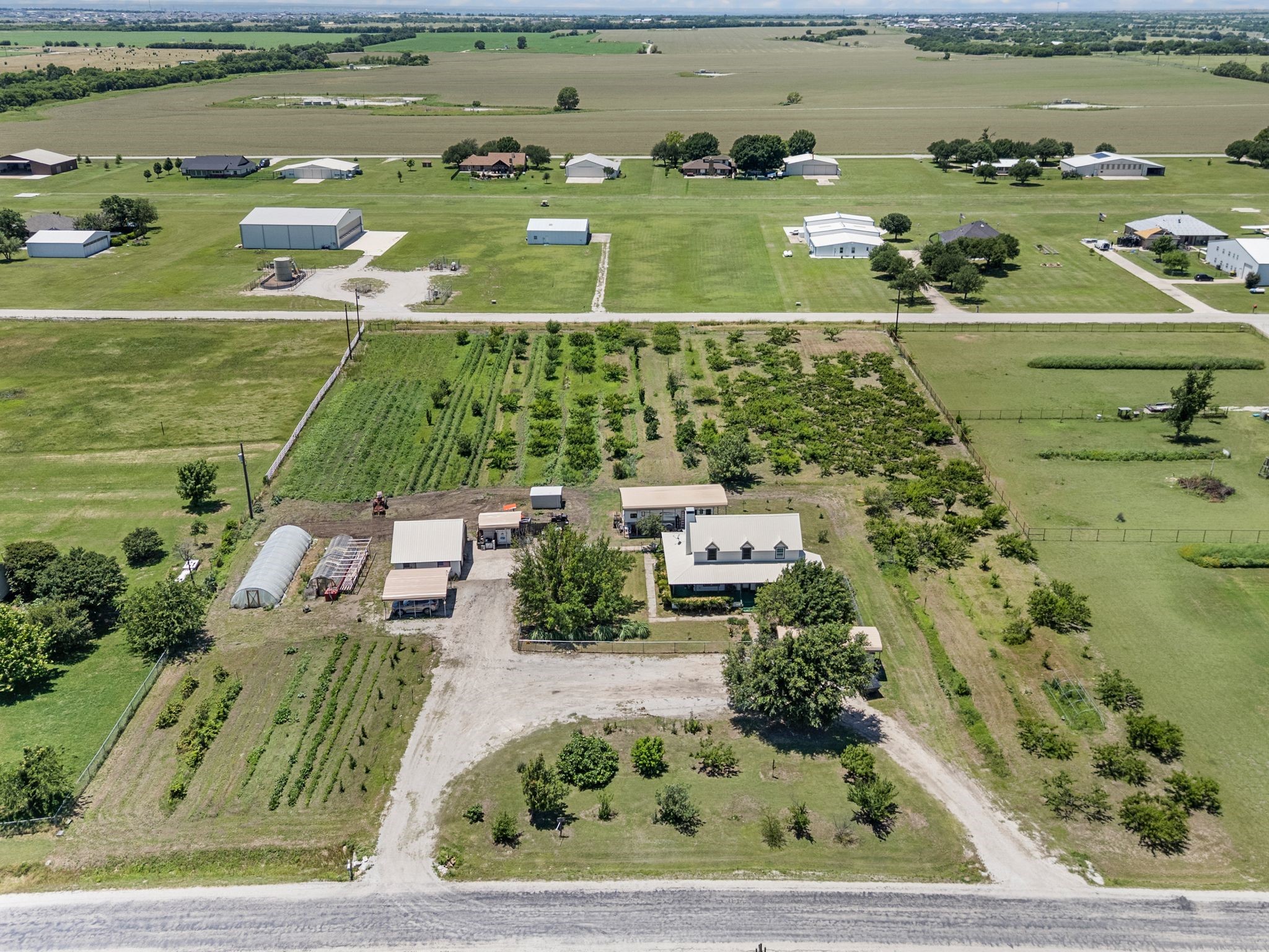 266 Old Chisholm Trail Rhome TX 76078
