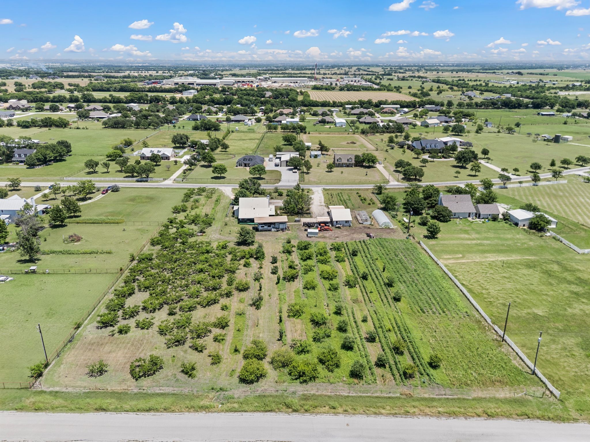 266 Old Chisholm Trail Rhome TX 76078