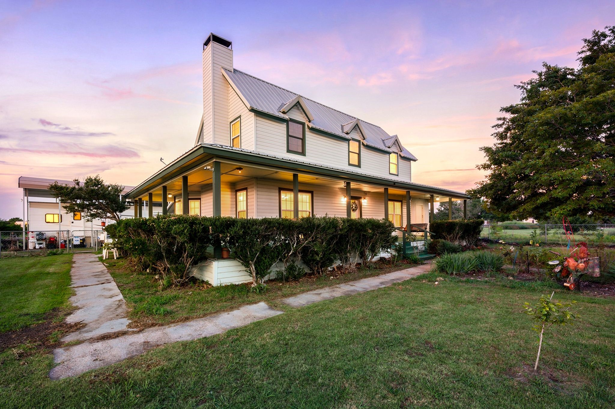 266 Old Chisholm Trail Rhome TX 76078