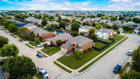 100 Bear Trail Waxahachie TX 75165
