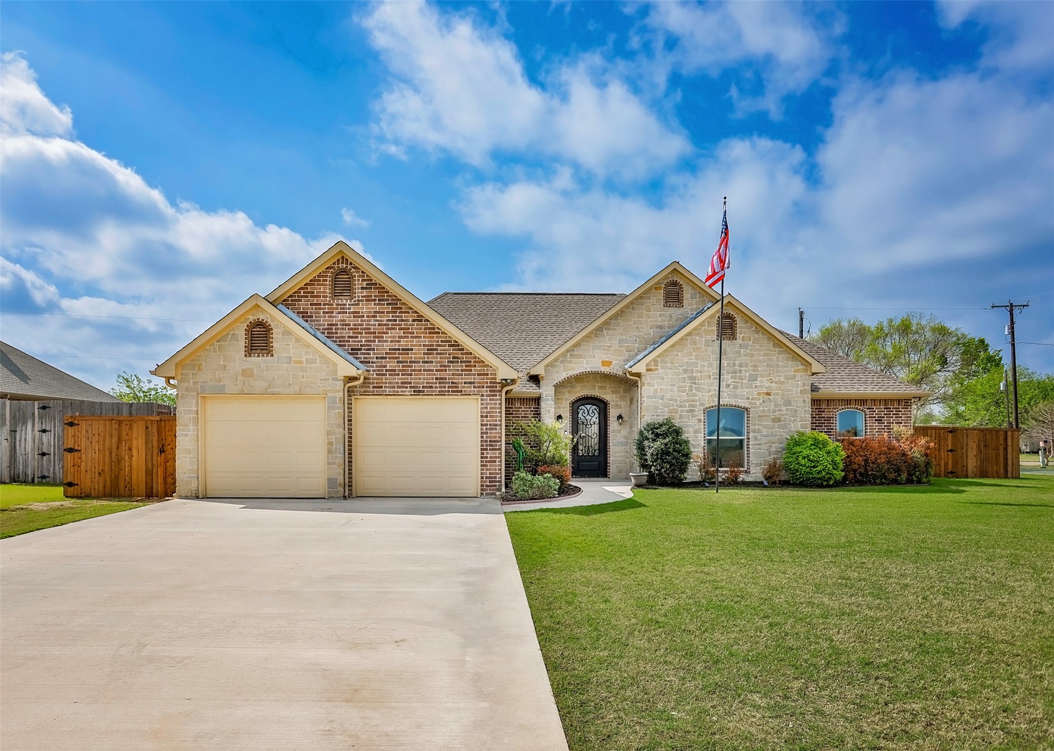 700 Mary Lee Lane Collinsville TX 76233