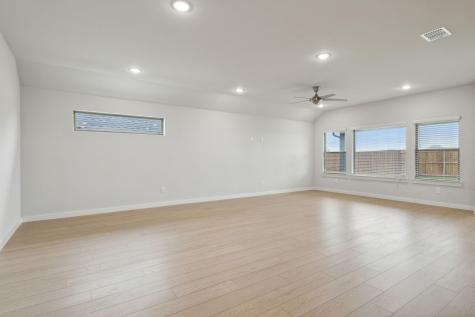 809 Tidal Drive Princeton TX 75071