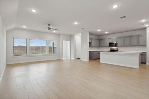 809 Tidal Drive Princeton TX 75071