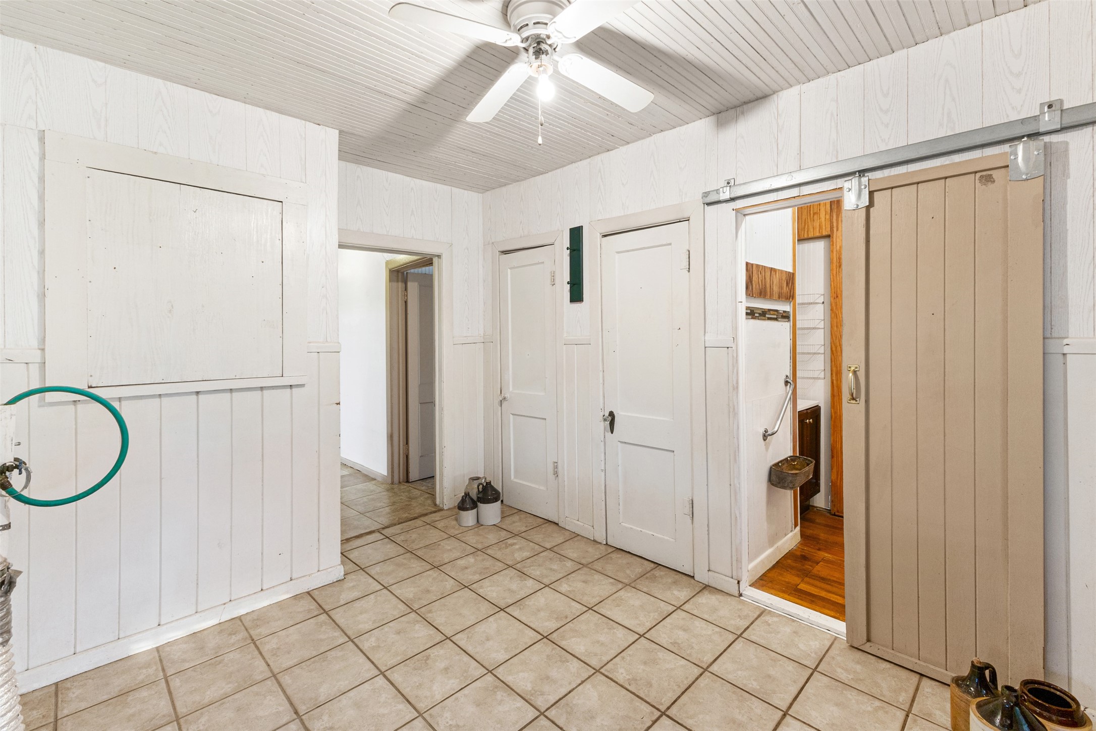 195 County Road 852 Donie TX 75838