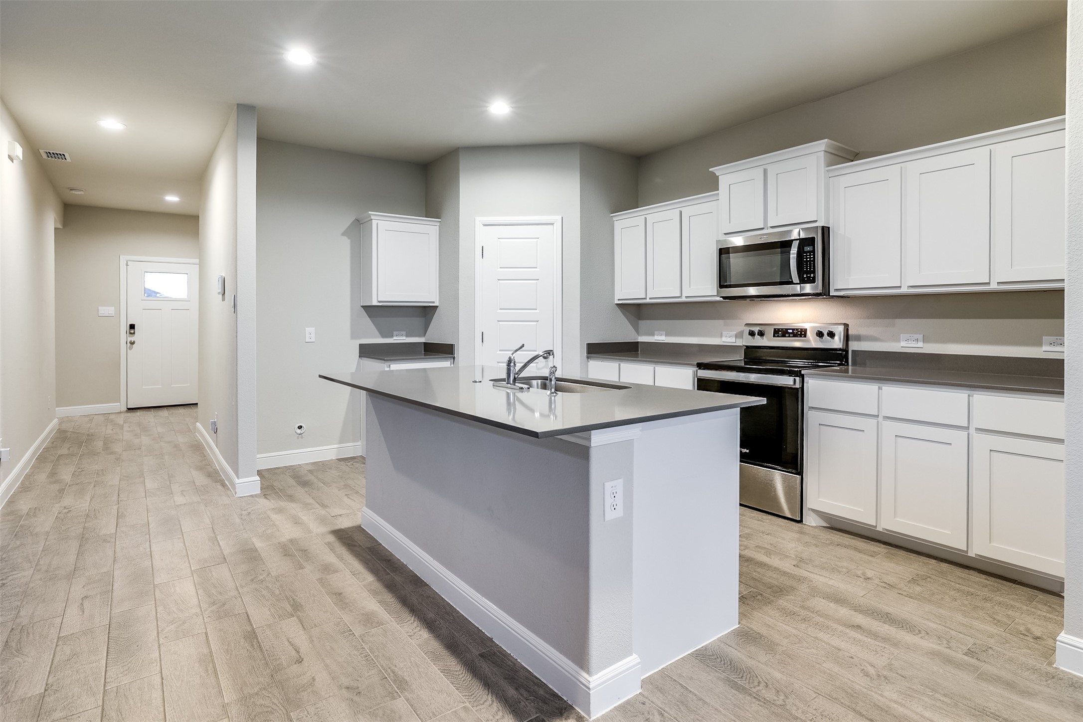 1704 Battery Park Drive Alvarado TX 76009