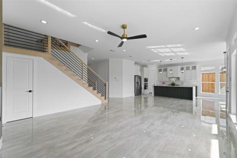 703 Buckalew Street Dallas TX 75208