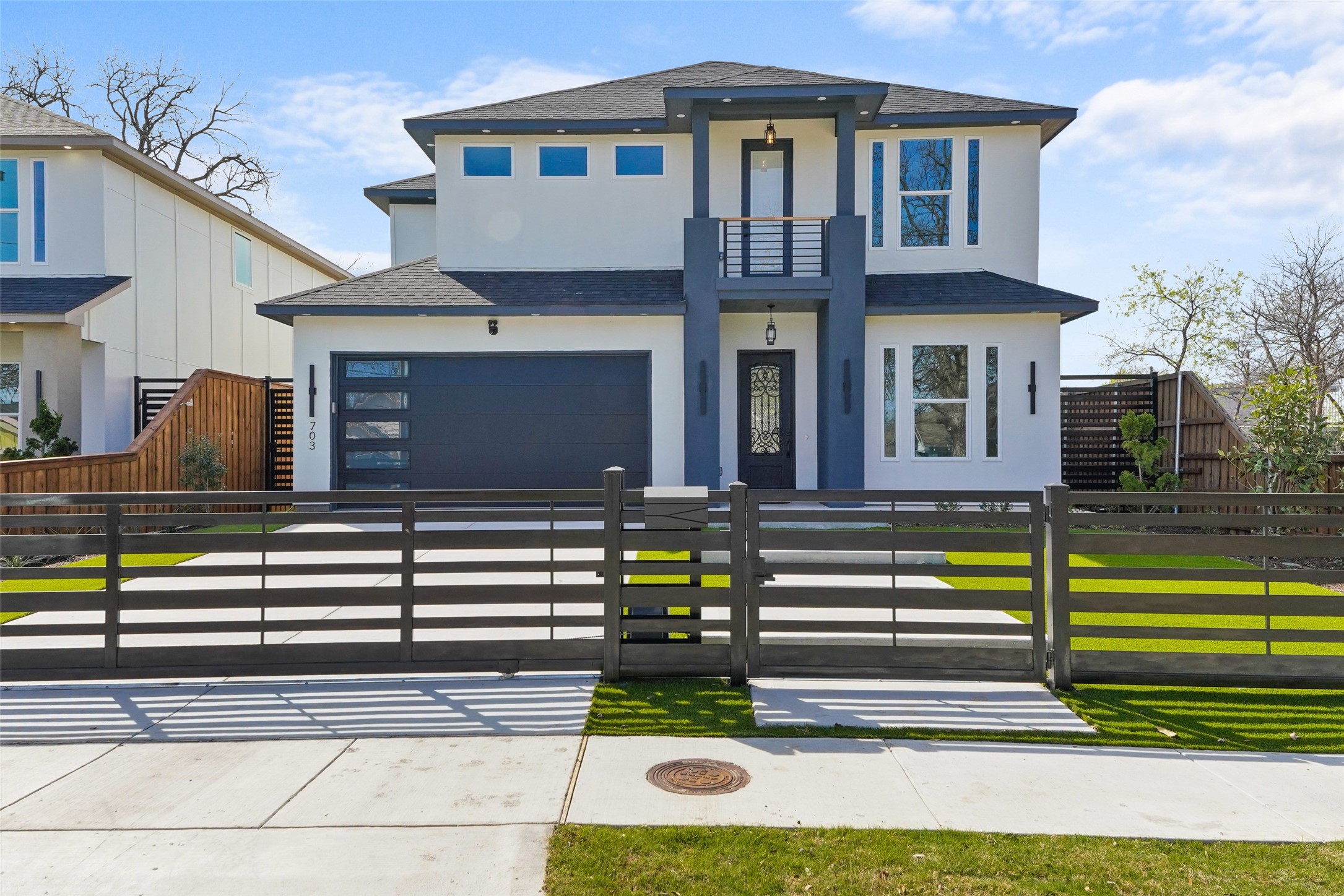 703 Buckalew Street Dallas TX 75208