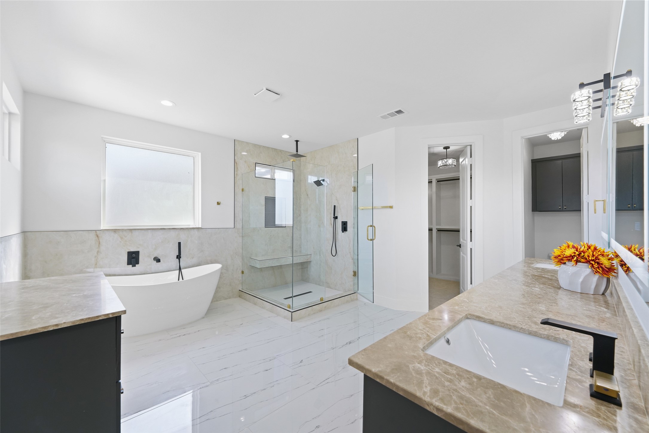 703 Buckalew Street Dallas TX 75208