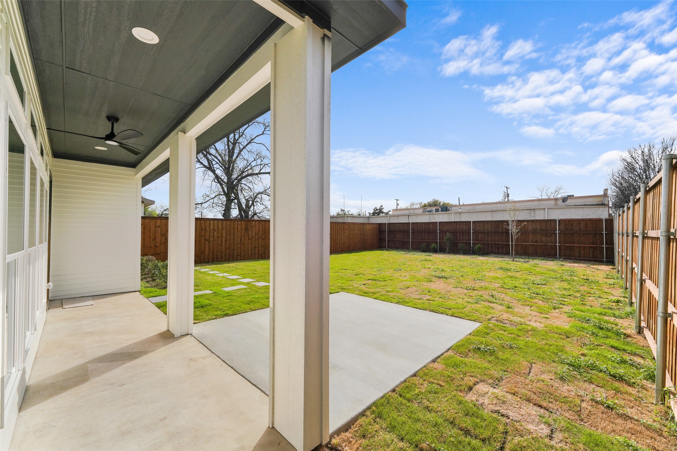 703 Buckalew Street Dallas TX 75208