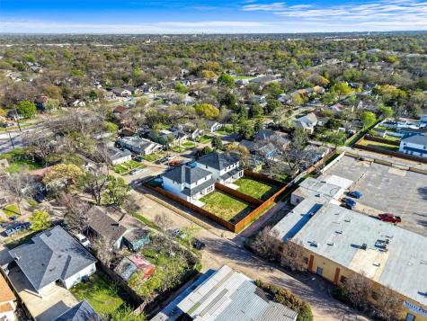 703 Buckalew Street Dallas TX 75208