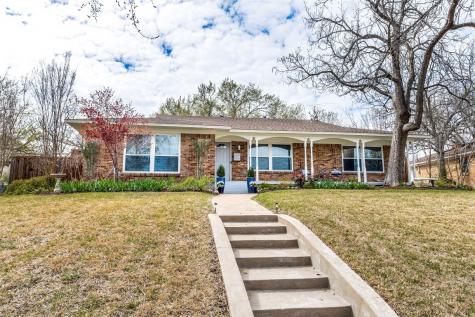 2427 Wildoak Drive Dallas TX 75228