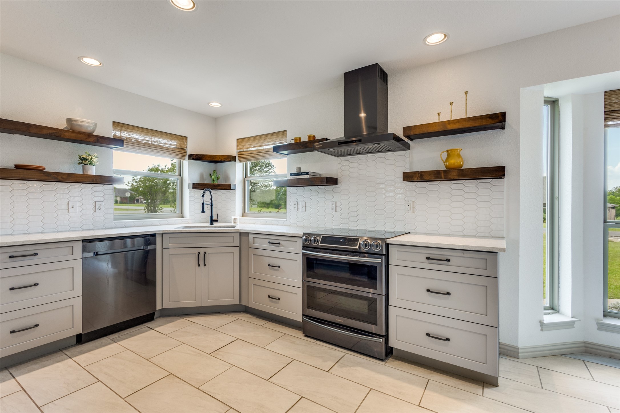 897 Cypress Point Drive Gunter TX 75058