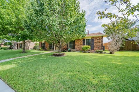 4518 Freeport Drive Garland TX 75043