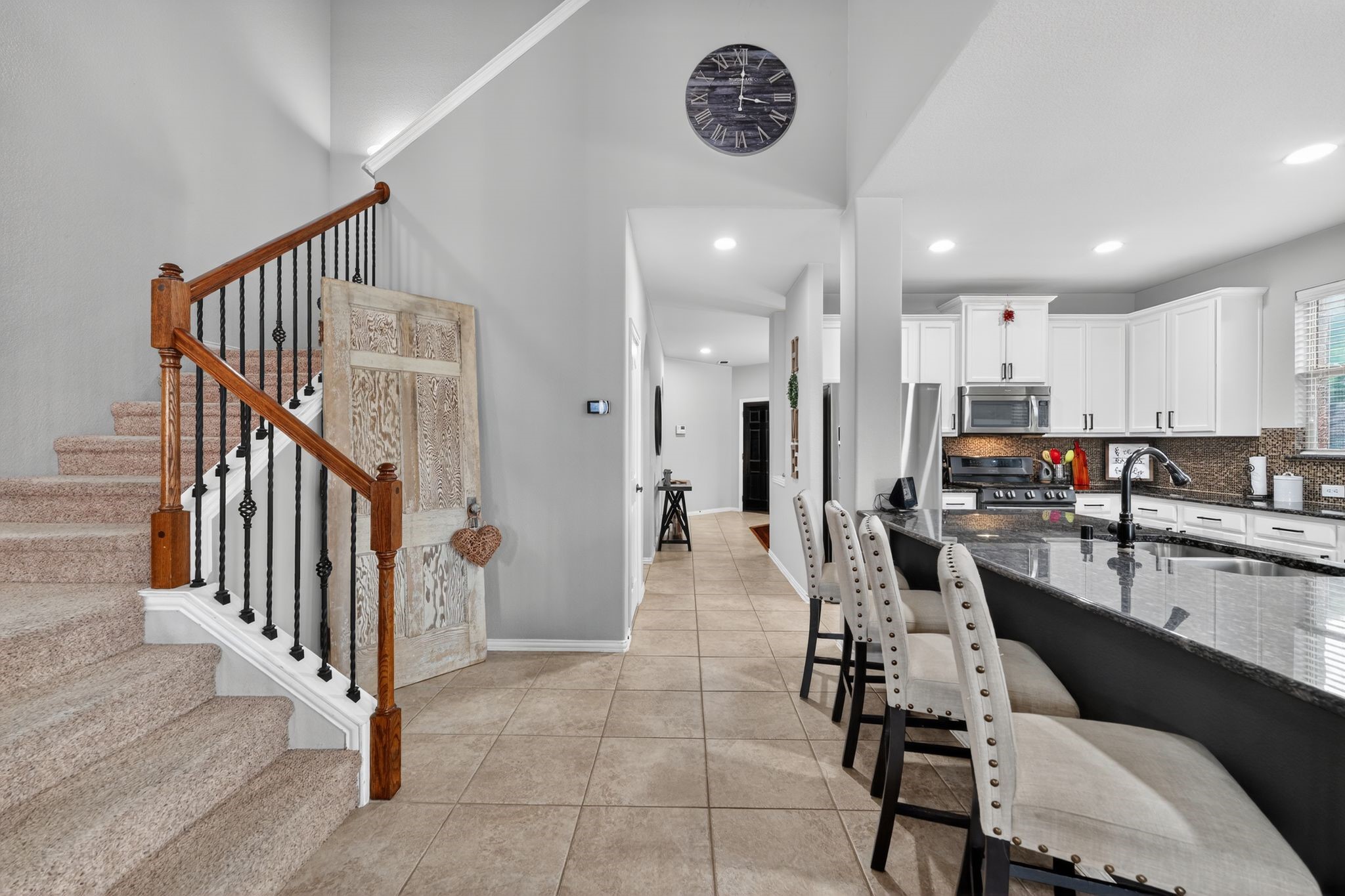 2760 Explorador Grand Prairie TX 75054
