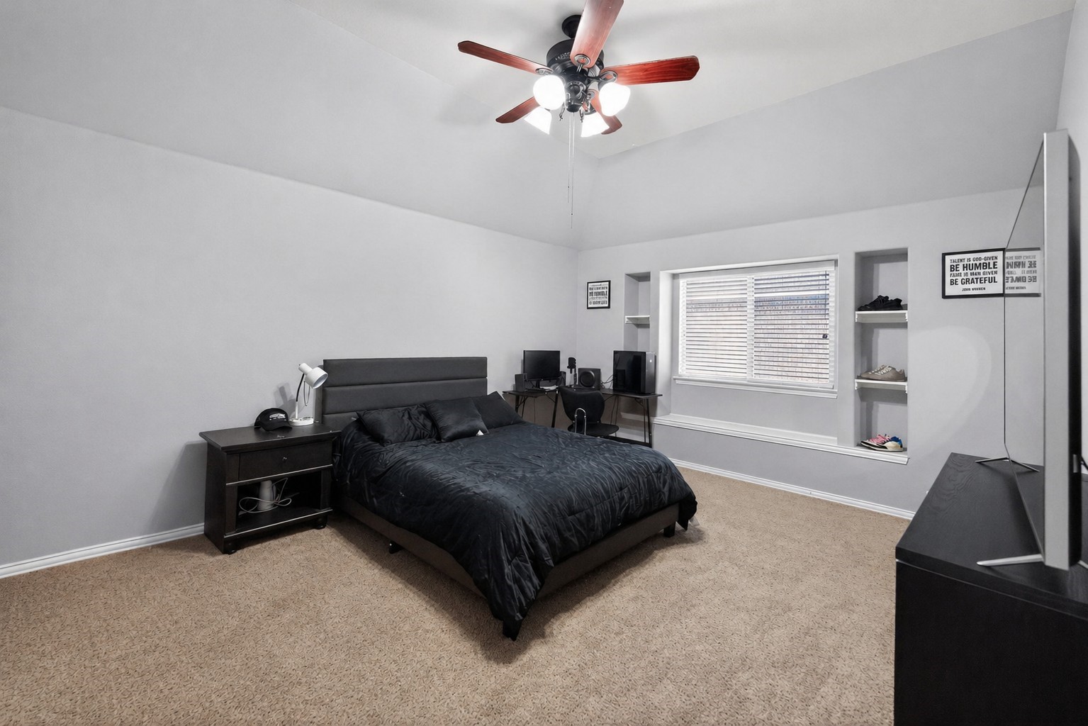 2760 Explorador Grand Prairie TX 75054