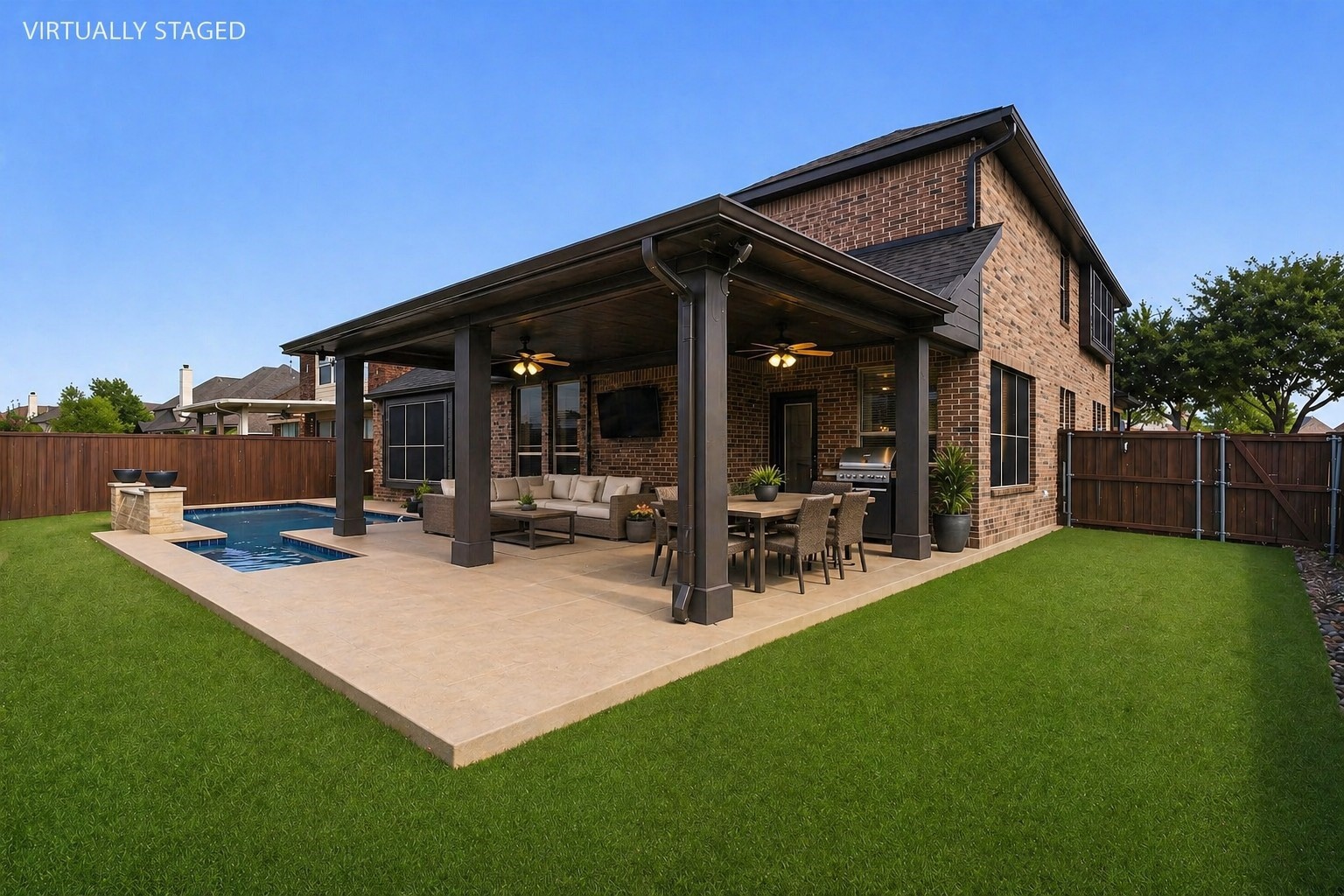 2760 Explorador Grand Prairie TX 75054