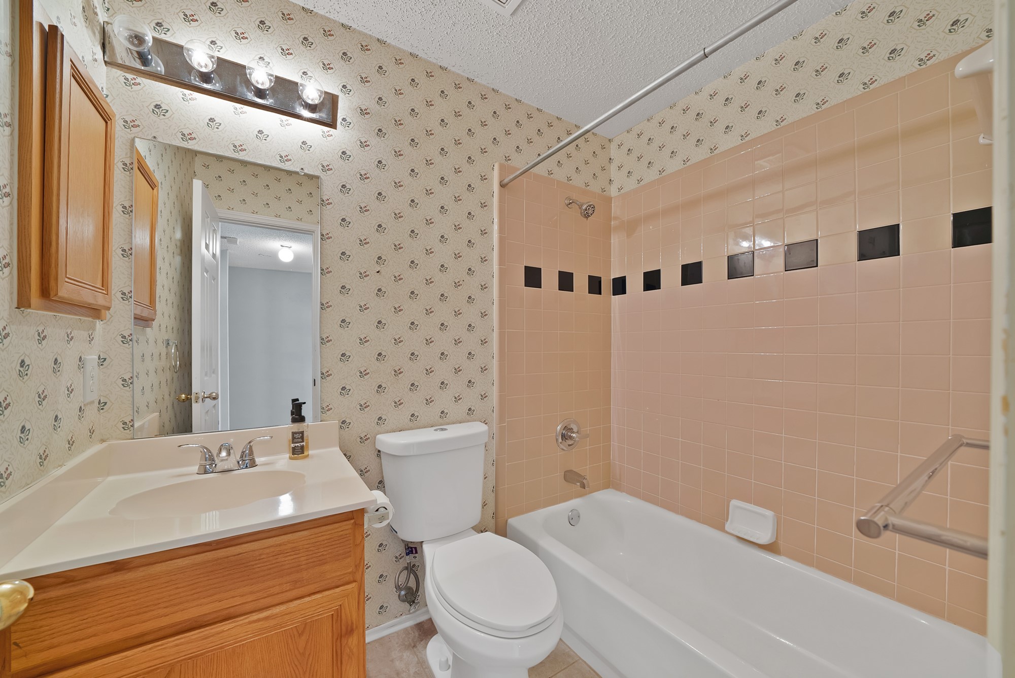 4523 Brittany Lane Grand Prairie TX 75052