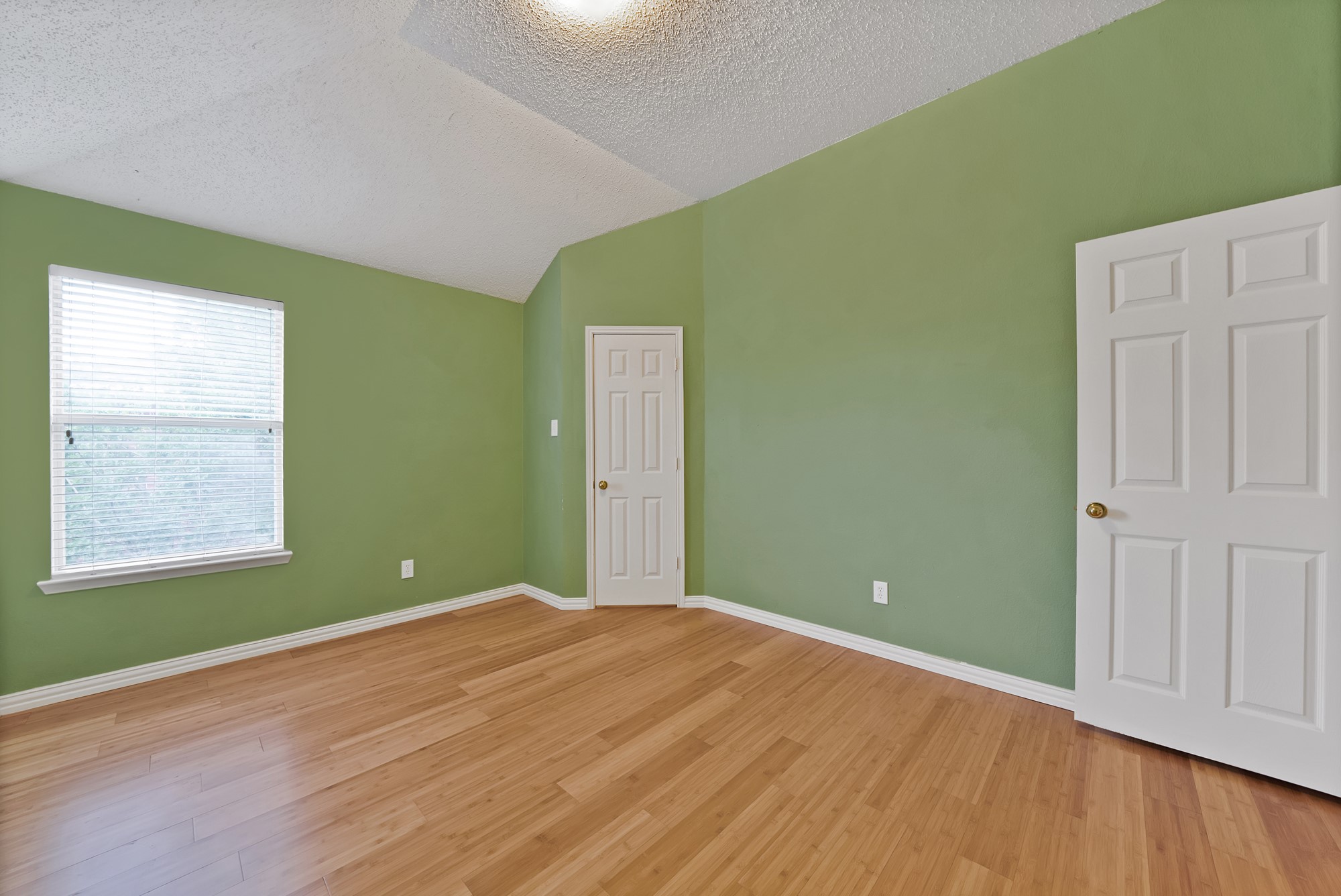 4523 Brittany Lane Grand Prairie TX 75052