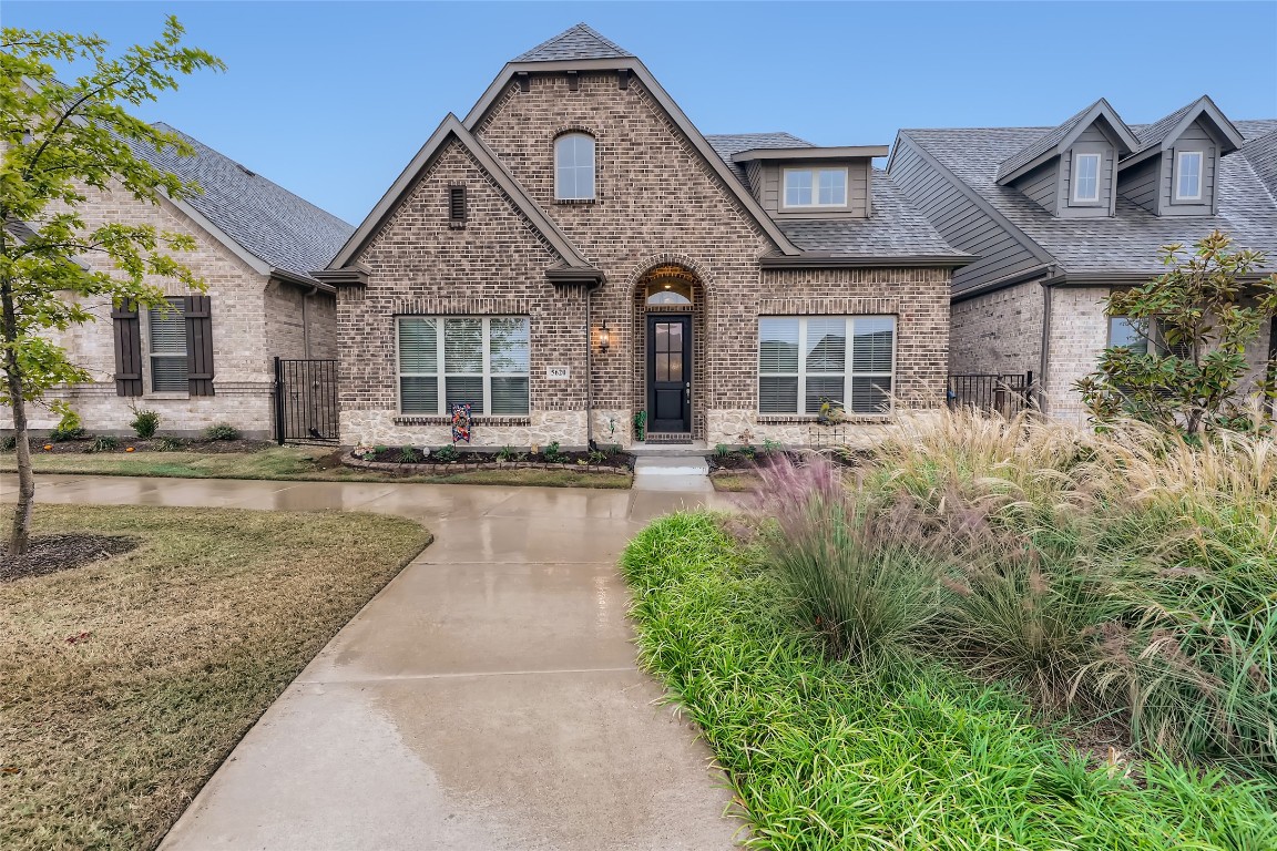 5620 Traveller Drive North Richland Hills TX 76180