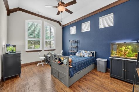 4500 Knoll Ridge Drive Fort Worth TX 76008