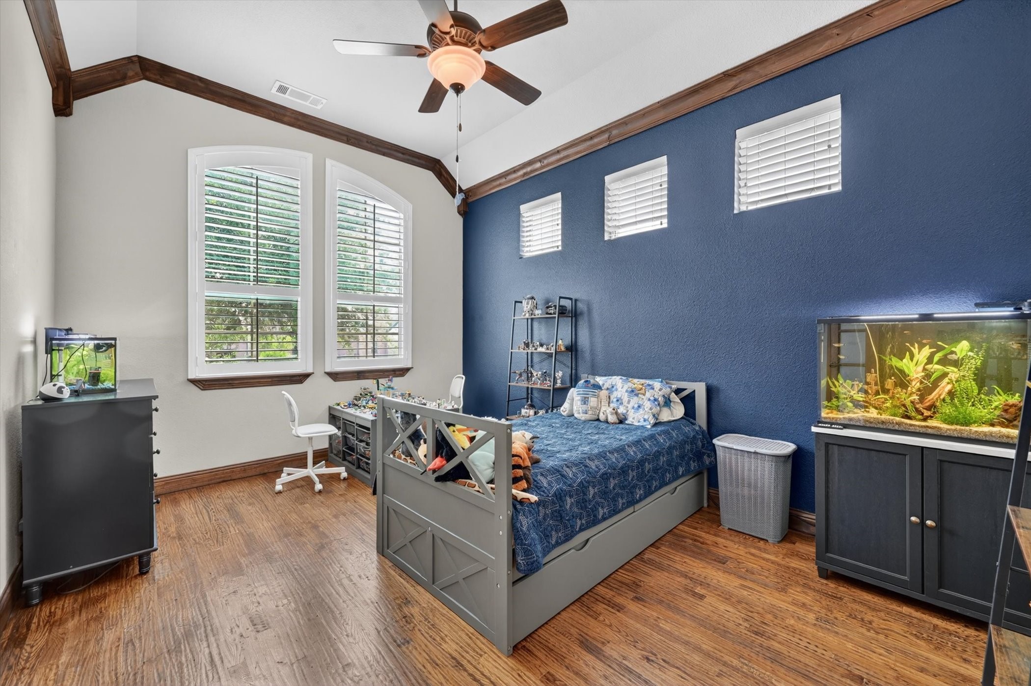 4500 Knoll Ridge Drive Fort Worth TX 76008