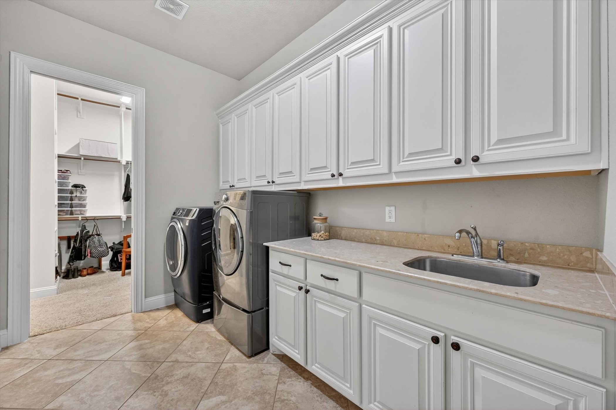 4500 Knoll Ridge Drive Fort Worth TX 76008