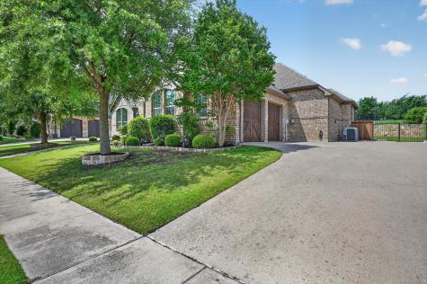4500 Knoll Ridge Drive Fort Worth TX 76008