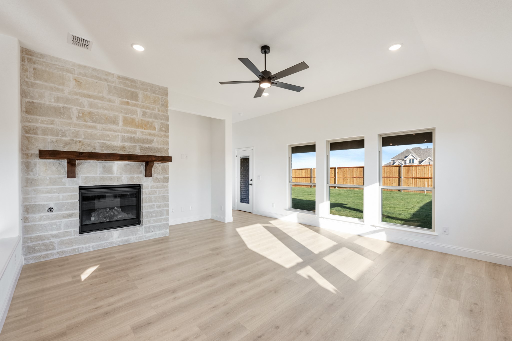 2120 Saint Annes Boulevard Royse City TX 75189