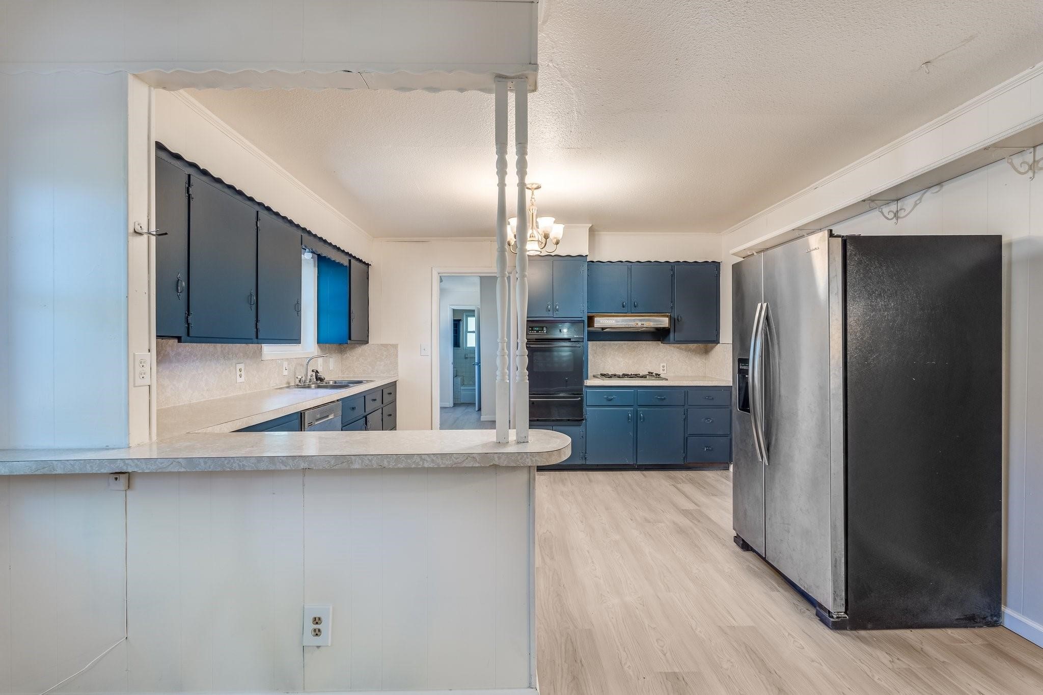 921 Evans Street Bonham TX 75418