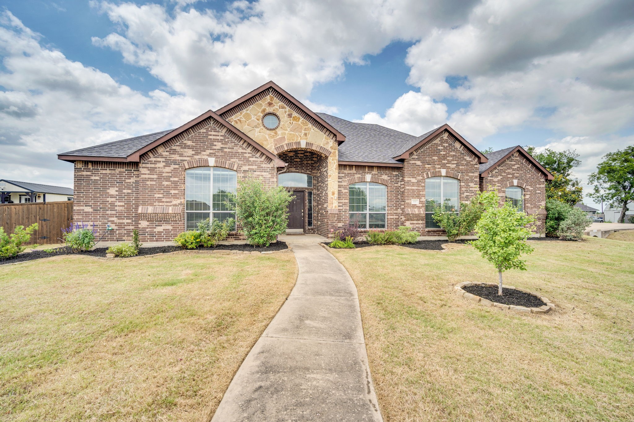 100 Windsor Circle Waxahachie TX 75165