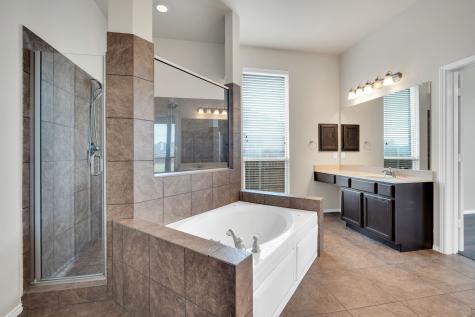 100 Windsor Circle Waxahachie TX 75165