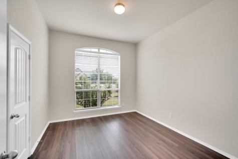 100 Windsor Circle Waxahachie TX 75165
