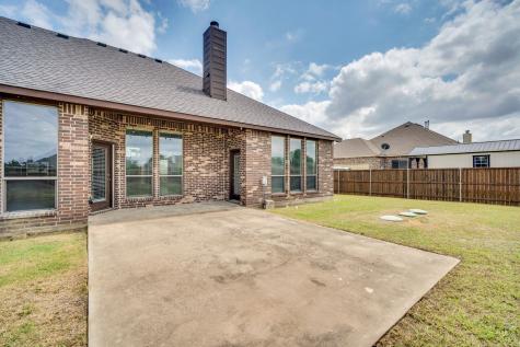 100 Windsor Circle Waxahachie TX 75165