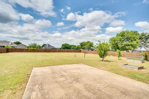 100 Windsor Circle Waxahachie TX 75165